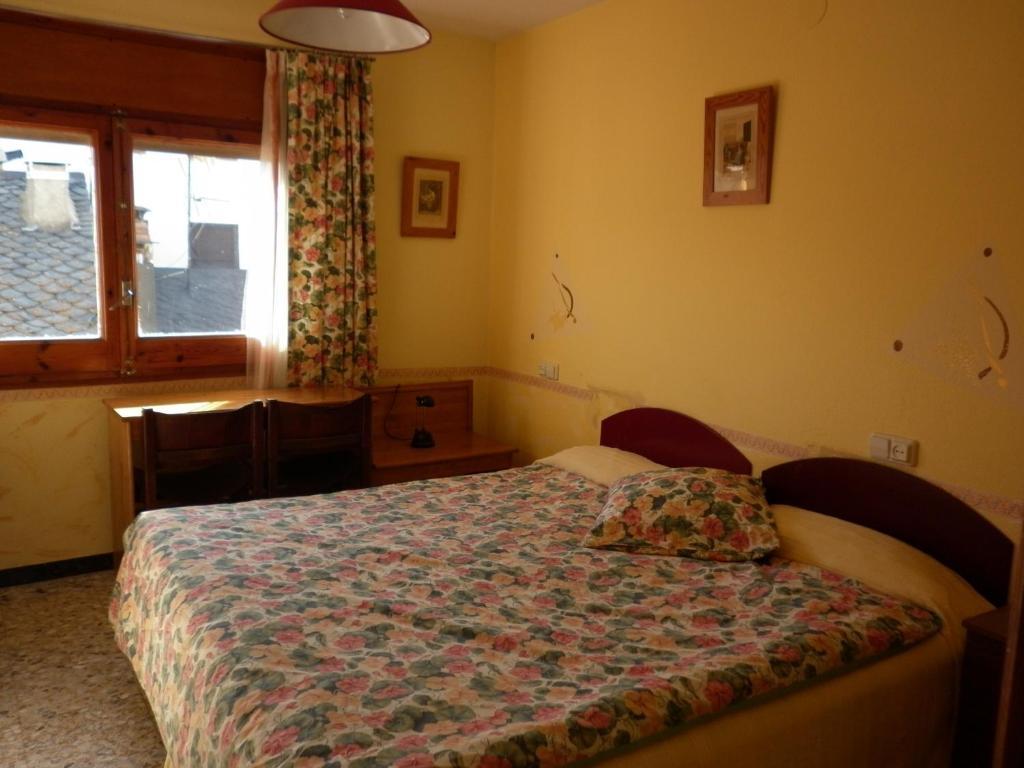 Fonda Cerdanya Hotel Puigcerda Room photo